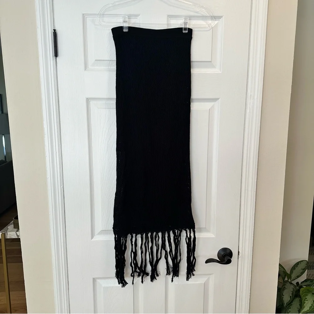 Vetta Crochet Knit Fringe Black Maxi Skirt Size Small Getaway Collection | N518